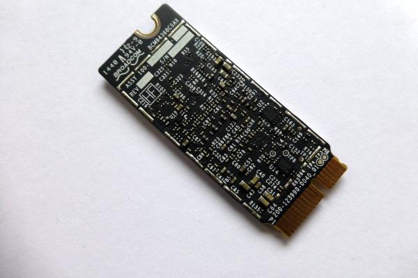 Preview: Airport Bluetooth BCM94360CS ZP653-0029 Z653-0194 Board 802.11ac MacBook Pro 13 Zoll 15 Zoll Retina 2013 2014 Original Ersatzteil Detailbild eins
