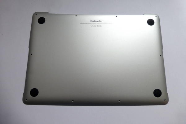 Bodenplatte 604-4288-A MacBook Pro 13 Zoll Retina A1502 Ersatzteil Hauptansicht