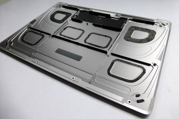 Preview: Bodenplatte 613-01926-A MacBook 12 Zoll A1534 2015 spacegrey Ersatzteil erstes Detail