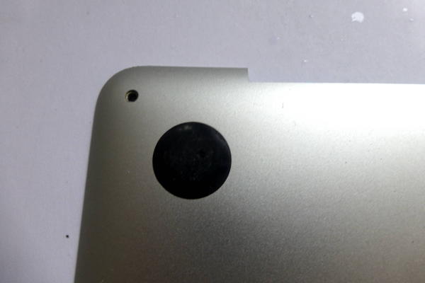 Preview: Bodenplatte 604-4288-A MacBook Pro 13 Zoll Retina A1502 Ersatzteil zweites Detail