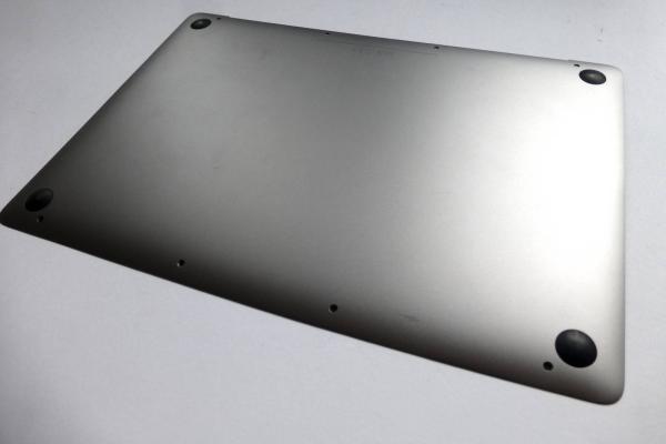 Bodenplatte 613-01926-A MacBook 12 Zoll A1534 2015 spacegrey Ersatzteil weiteres Detailbild