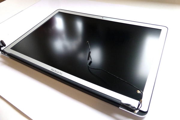 Display Assembly complete matte HighResolution MacBook Pro 15 inch A1286 2011 sparepart first detail