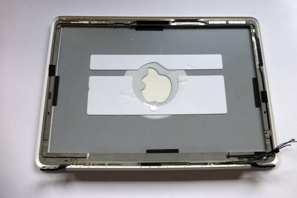 Display Case white MacBook unibody 13 inch A1342 Original sparepart main image