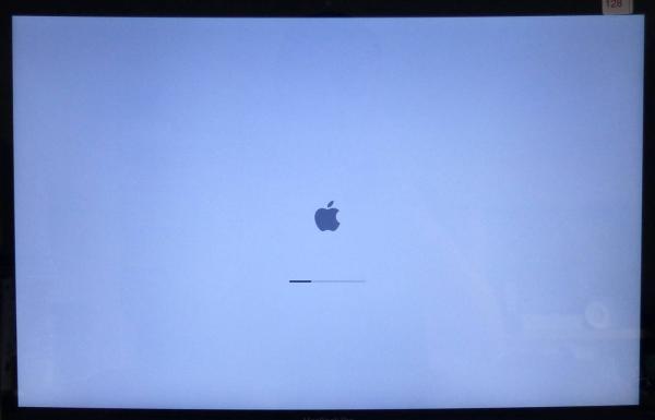 Display Komplett glossy 661-5040 Original MacBook Pro 17 Zoll A1297 Early Mid 2009 Ersatzteil weiteres Detailbild