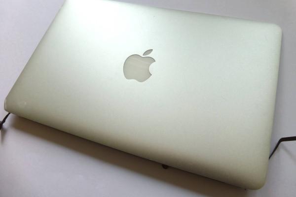 Display Komplett MacBook Air A1465 11 Zoll 2013 2014 2015 Ersatzteil Detailbild eins