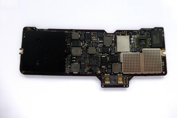 Logicboard 820-00045-A 661-02249 661-02244 MacBook 12 Zoll A1534 early 2015 1.3GHz 8GB RAM 512 GB SSD Original Ersatzteil Detailbild eins