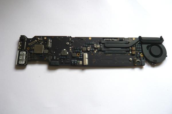 LogicBoard 820-00165-A i5 1.6 GHz 4GB MacBook Air 13 inch A1466 2013 2014 2015 2017 sparepart main image