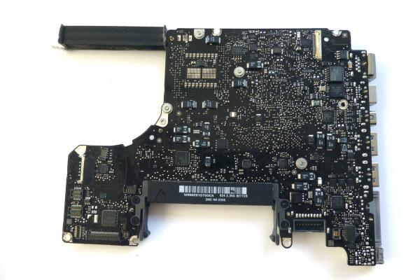 LogicBoard 820-2530-A Mainboard Core2Duo 2.26GHz MacBook Pro 13 Zoll A1278 2009 Original Ersatzteil Hauptansicht