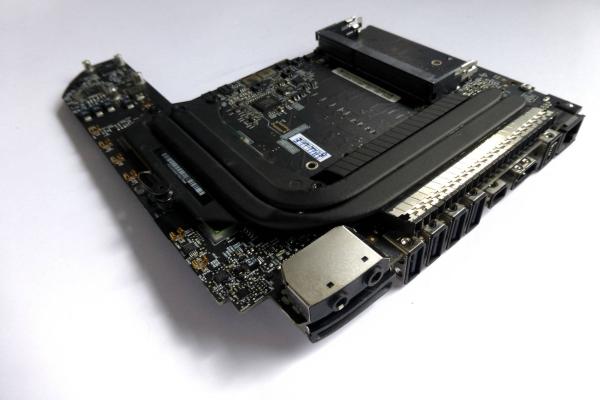Logicboard 820-2577-A 631-1297 Mac mini A1347 2010 Core2Duo 2.4 GHz Original Ersatzteil zweite Ansicht