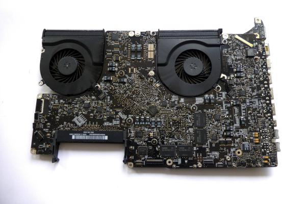 Logicboard 820-2610-A 661-5204 MacBook Pro 17 inch A1297 2009 28 GHz Core2Duo sparepart main image