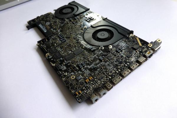 Preview: Logicboard 820-2610-A 661-5204 MacBook Pro 17 inch A1297 2009 28 GHz Core2Duo sparepart detail image one