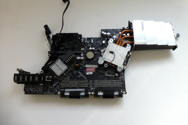 LogicBoard 820-2784-A 661-5534 661-5538 661-5596 Mainboard i3 3.2 GHz Original iMac 21 Zoll A1311 2010 Ersatzteil zweite Ansicht