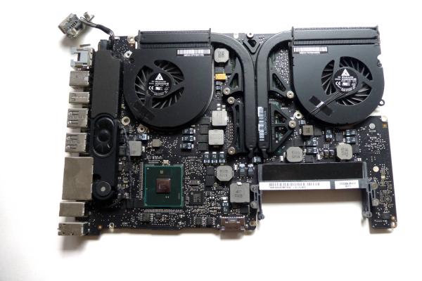 Preview: LogicBoard 820-2850-A 661-5566 661-5479 661-5480 Mainboard Core i5 253GHz 15 Zoll A1286 2010 Original Ersatzteil zweite Ansicht