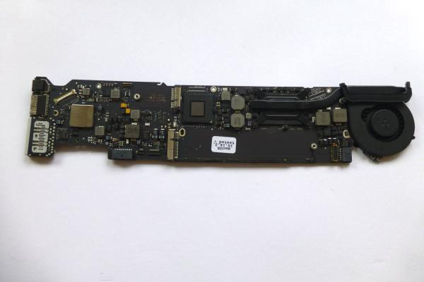 LogicBoard 820-3209-A 661-6631 661-6632 i5 1.8 GHz 8GB Mainboard MacBook Air 13 Zoll A1466 2012 Ersatzteil Hauptansicht