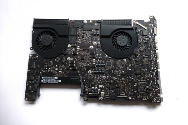 LogicBoard 820-3330-B 661-6491 Mainboard i7 2.3GHz 15 inch A1286 2012 Original sparepart main image