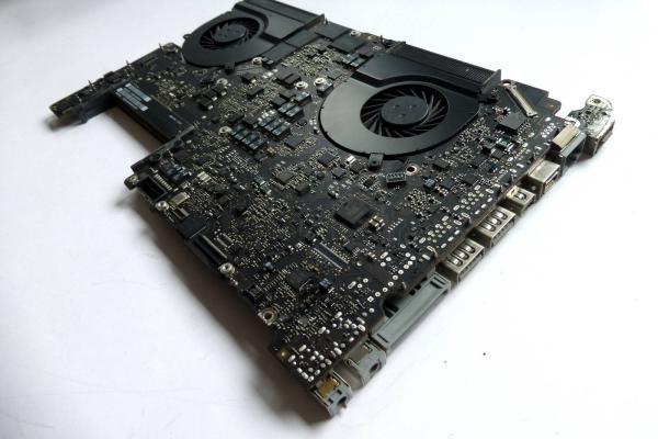 Preview: LogicBoard 820-3330-B 661-6491 Mainboard i7 2.3GHz 15 inch A1286 2012 Original sparepart detail image one