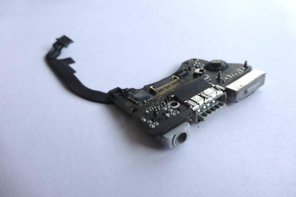 MagSafe Audio Board 820-3213-B 923-0118 DC-IN I O MacBook Air 11 inch A1465 2012 sparepart main image