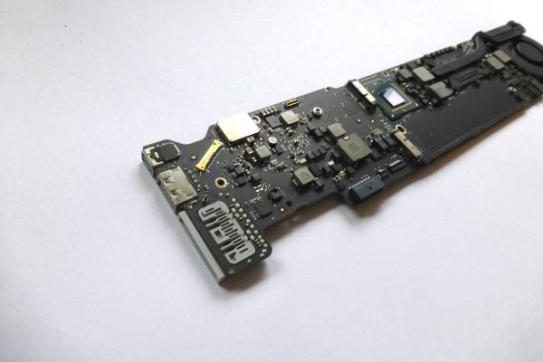 Preview: Mainboard 820-3023-A  661-6057 LogicBoard i5 1.7 GHz 4GB MacBook Air 13 inch A1369 2011 sparepart detail image one