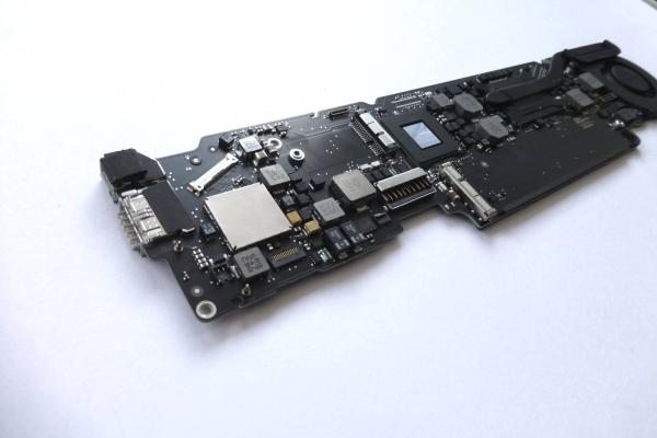 Preview: Mainboard 820-3208-A 661-6625 661-6026 LogicBoard MacBook Air 11 inch 2012 A1465 17 GHz Core i5 4 GB sparepart detail image one