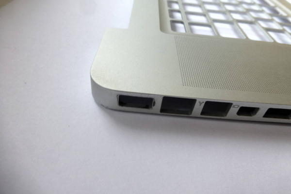 Original 613-8590-02 D661-5473 613-8937-B MacBook Pro 17 inch A1297 2010 2011 TopCase empty sparepart additional detail