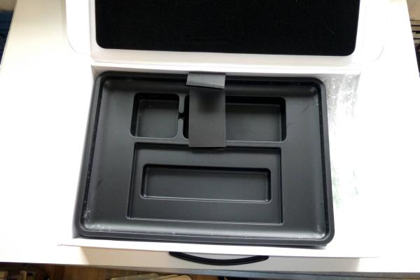 Preview: original packaging Apple MacBook Pro 17 inch A1297 sparepart detail image one