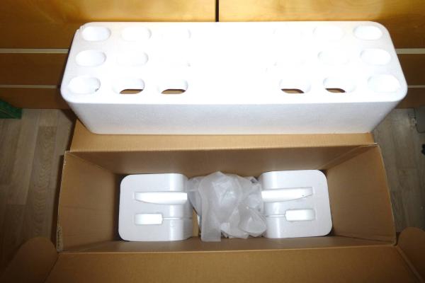 Preview: Orignalverpackung leer LED Cinema Display 24 Zoll A1267 Ersatzteil Detailbild eins