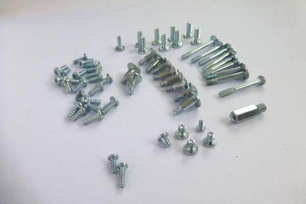 Schrauben Set iMac 27 Zoll A1312 2011 Original Ersatzteil Detailbild eins