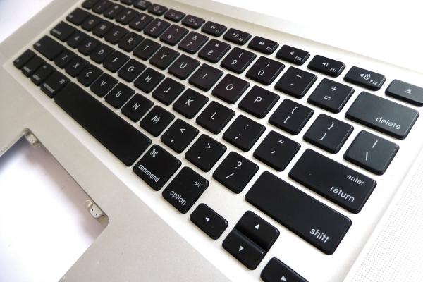Preview: TopCase 069-6153-10 Tastatur US MacBook Pro 15 Zoll A1286 2010 11 12 Original Ersatzteil zweite Ansicht