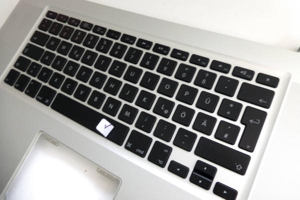 Preview: TopCase Keyboard D D661-5041 805-9440-42 MacBook Pro 17 inch A1297 2009 Original sparepart second sight