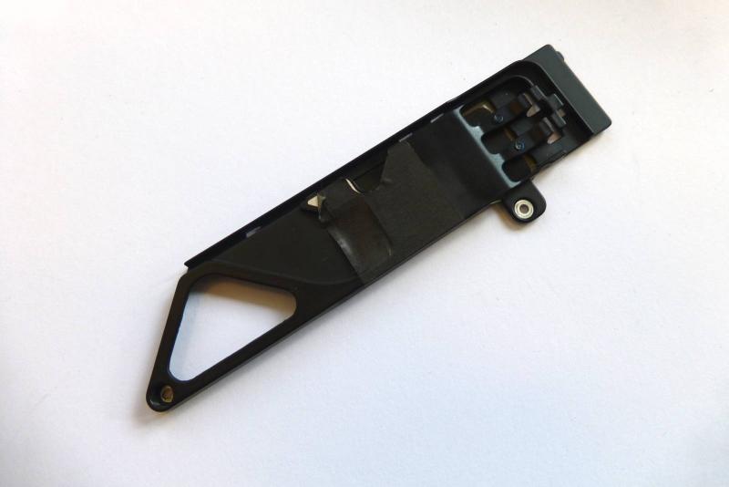 AirPort Bluetooth Bracket 806-1462 MacBook Pro 15 Zoll A1286 2011 2012 Ersatzteil Hauptansicht