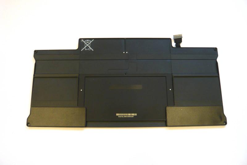 Battery A1377 661-5731 Apple MacBook Air 13 inch A1369 2010 Original sparepart detail image one