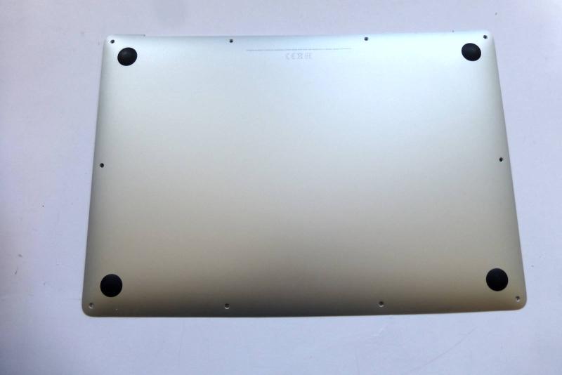 Bodenplatte 613-10545-07 Unterteil MacBook Air 13 Zoll A1932 A2179 2018 2019 2020 Original Ersatzteil Hauptansicht