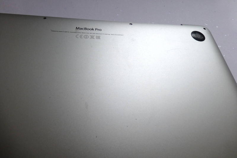 Bodenplatte 604-4288-A MacBook Pro 13 Zoll Retina A1502 Ersatzteil weiteres Detailbild