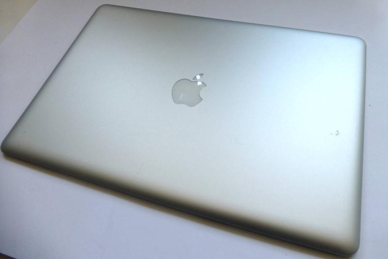 Display Back Lid 806-1461-D Original MacBook Pro 15 inch A1286 2011 2012 sparepart first detail