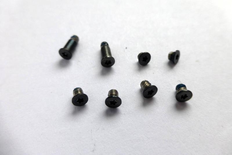 Case Screws space grey Apple MacBook 12 inch A1534 Original sparepart main image