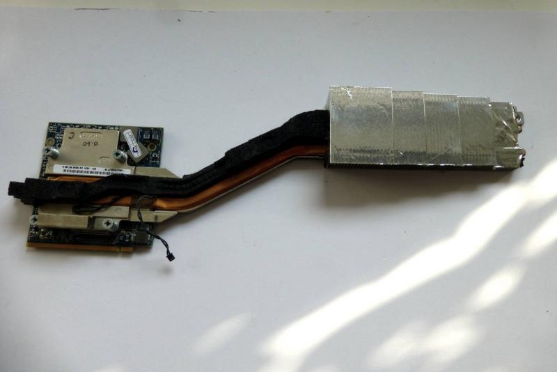 Grafikkarte 109-B22553-11 661-4436 661-4440 631-0590 631-0591 ATI Radeon HD 2400 128 MB iMac 20 Zoll A1224 2007 2008 Ersatzteil Hauptansicht