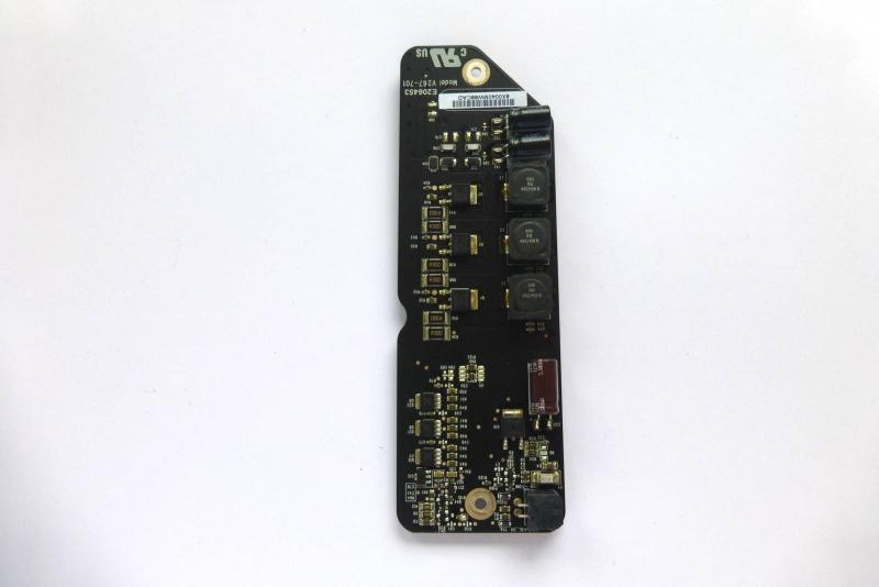 LED Backlight Board 661-5304 V267-701HF 612-0063 iMac 21 Zoll A1311 2009 Original Ersatzteil Detailbild eins
