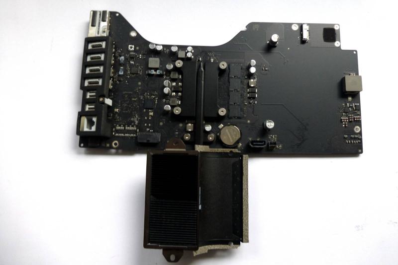 LogicBoard 820-00034-A iMac 21 Zoll A1418 2015 Mainboard i5 16 GHz Ersatzteil Hauptansicht