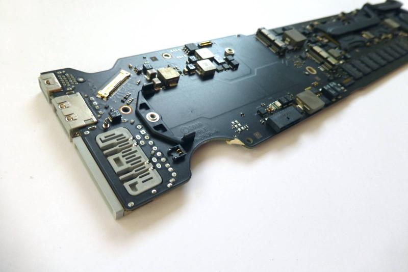LogicBoard 820-2838-A  661-5733 661-5798 Mainboard MacBook Air 13 Zoll A1369 2010 2.13 GHz 4GB Ersatzteil Detailbild eins