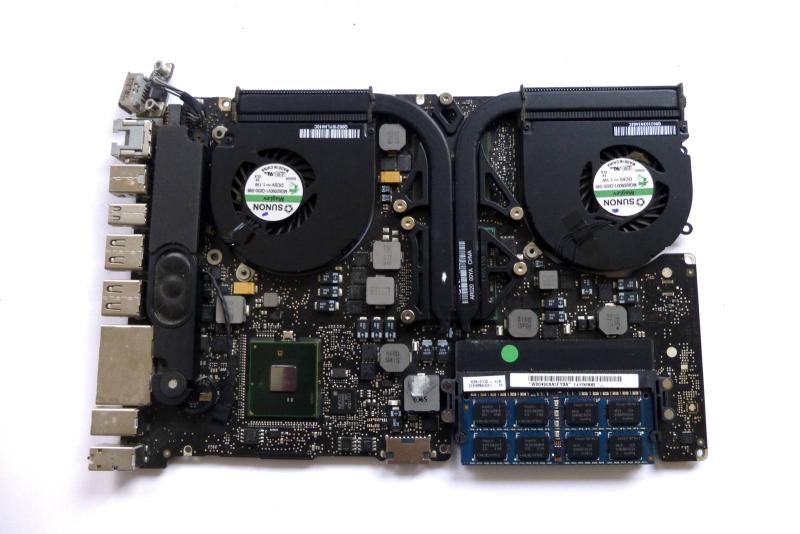 LogicBoard 820-2850-A 661-5566 661-5479 661-5480 Mainboard Core i5 24GHz 15 Zoll A1286 2010 Original Ersatzteil zweite Ansicht