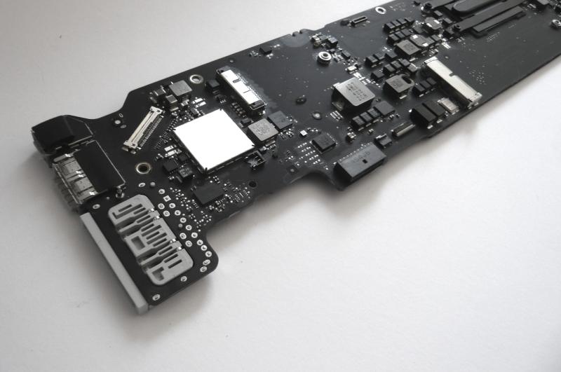 LogicBoard 820-3437-B i5 1.4 GHz 4GB MacBook Air 13 inch A1466 2013 2014 2015 2017 sparepart detail image one