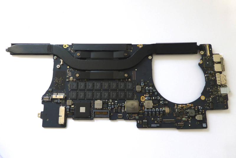 Logicboard 2.0 GHz i7 8 GB 820-3662-A 661-00676 IG MacBook Pro 15 Zoll Retina A1398 late 2013 2014 Ersatzteil Hauptansicht