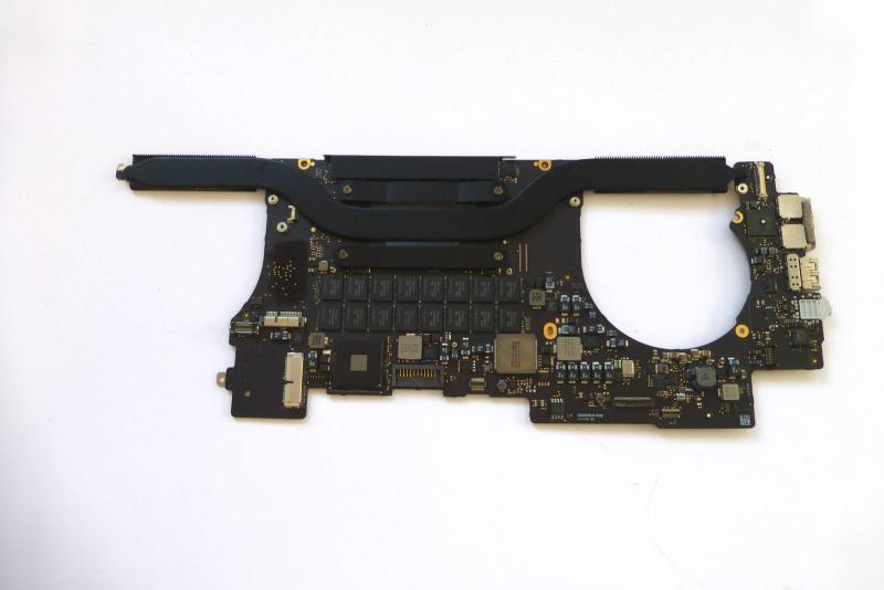 Logicboard 2.2GHz i7 16GB IG 820-3662-03 MacBook Pro 15 Zoll Retina A1398 late 2013 2014 Ersatzteil Hauptansicht