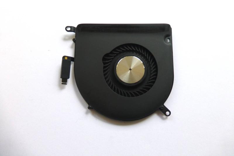 Luefter Links 923-0669 923-00537 MacBook Pro 15 Zoll A1398 Retina late 2013 2014 2015 Original Ersatzteil Hauptansicht