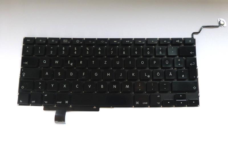 MacBook Pro 17 inch A1297 Keyboard german Original sparepart main image