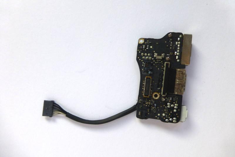 MagSafe Audio I O Board 820-3214-A 923-0125 MacBook Air 13 Zoll A1466 2012 Ersatzteil Detailbild eins