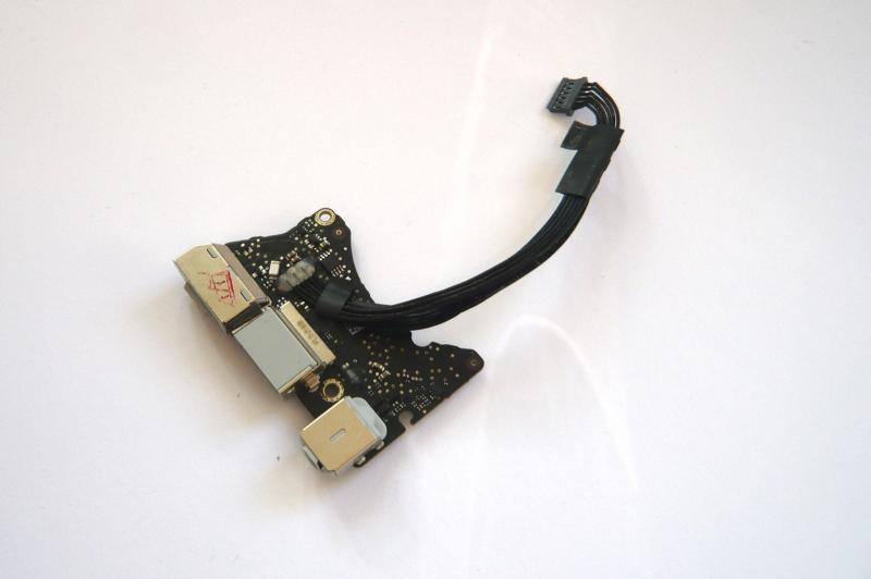 MagSafe Audio Modul 820-2827-B 661-5793 MacBook Air 11 Zoll A1370 2010 DC-IN I O Ersatzteil Hauptansicht
