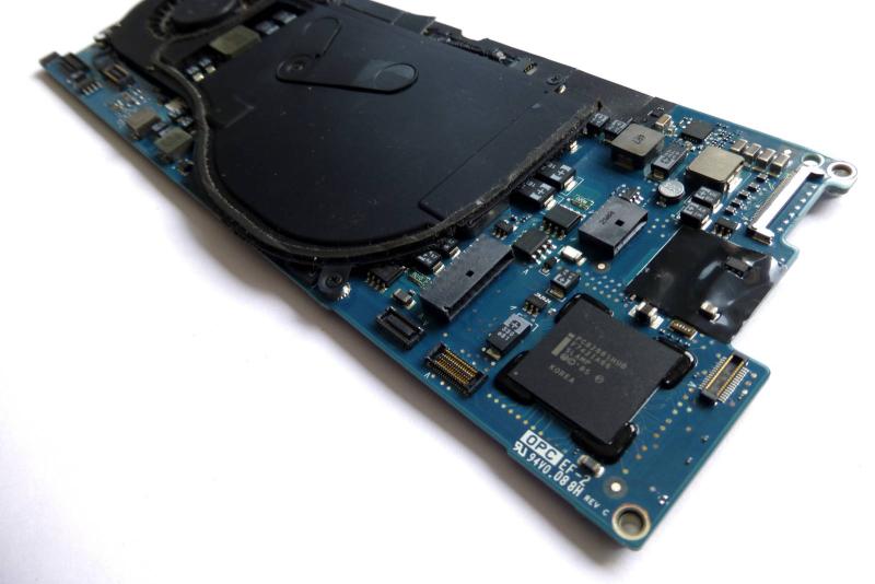 Mainboard 820-2179-C 661-4589 661-4644 LogicBoard MacBook Air 13 Zoll 2008 A1237 1.6 GHz 2GB Ersatzteil Detailbild eins