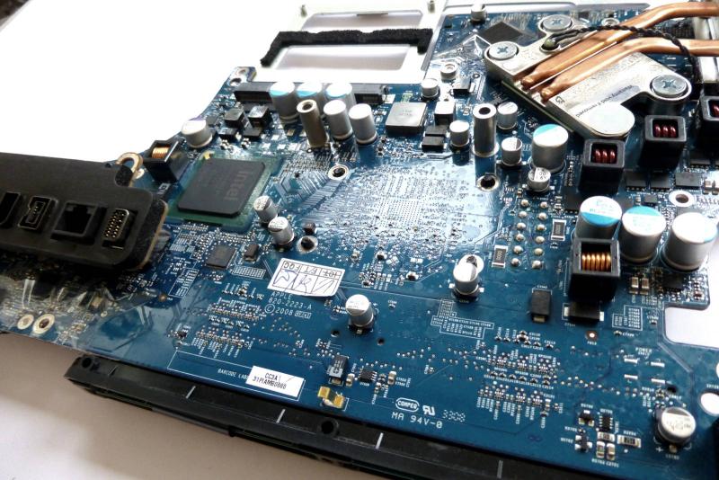 Mainboard Logicboard 820-2223-A 2.4 GHz iMac 20 Zoll A1224 2008 Ersatzteil erstes Detail