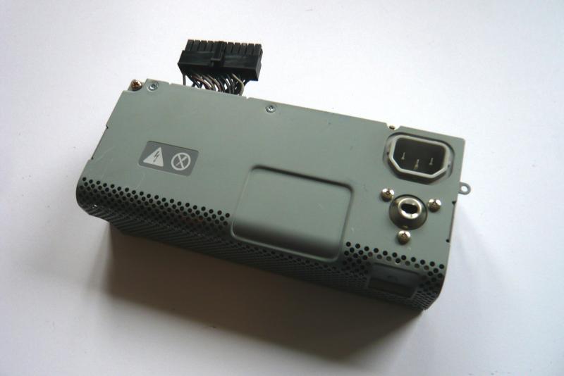Netzteil 180 W API4PC46 API3PC97 614-0366 614-0279 iMac G5 20 Zoll A1076 2004 2005 Original Ersatzteil Hauptansicht